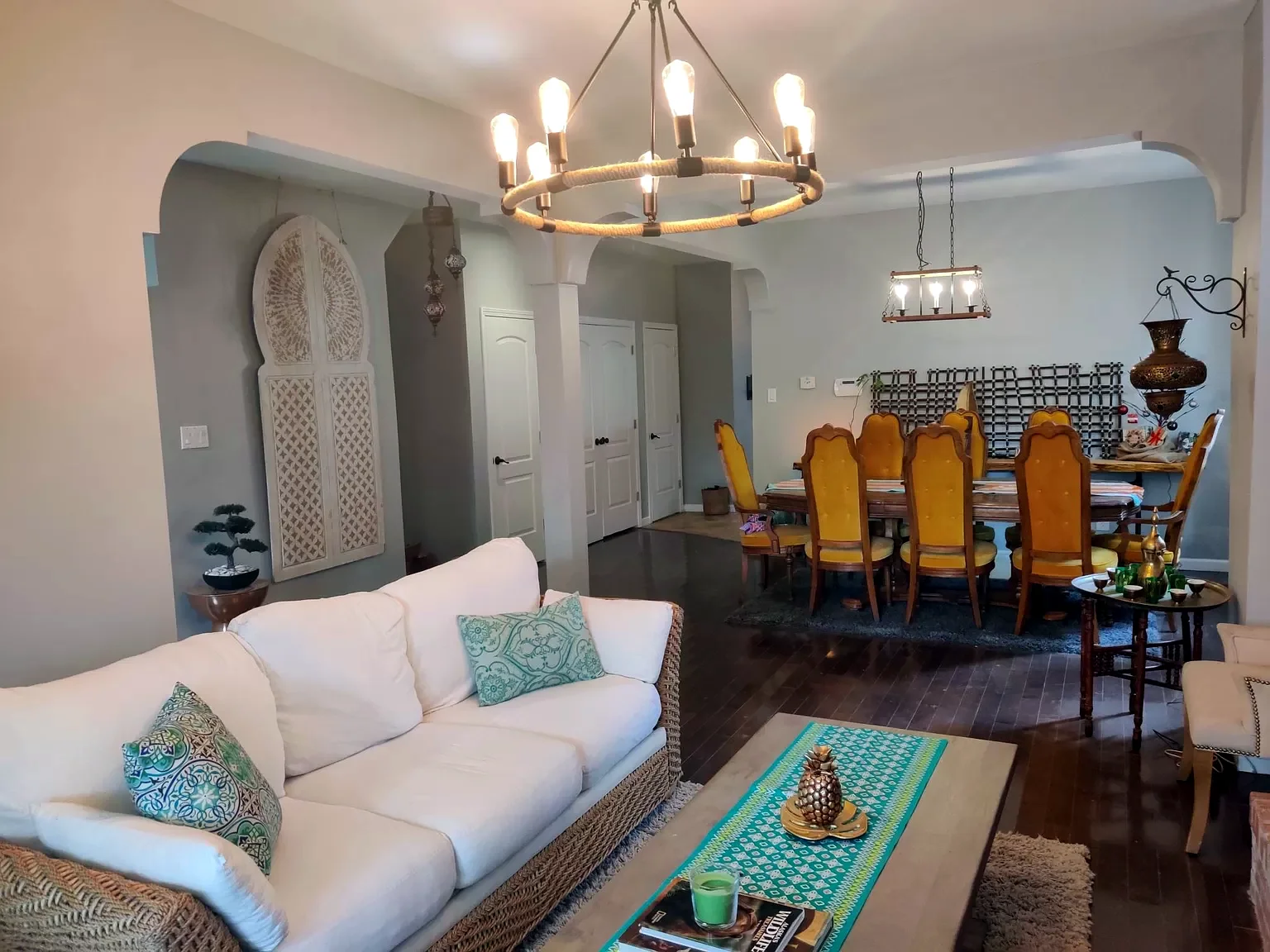 Welcoming room with thoughtful furnishing layout